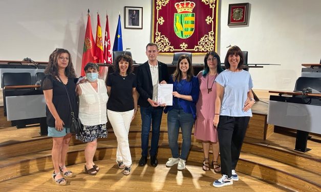 El Ayuntamiento de Parla y las secciones sindicales firman un protocolo para prevenir en la plantilla el acoso sexual y por razón de sexo